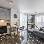 Emihouse Riverside ז'שוב