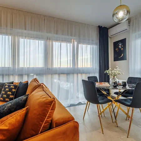 Emihouse Riverside דירה ז'שוב