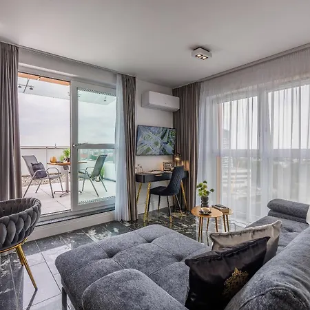 Emihouse Riverside *